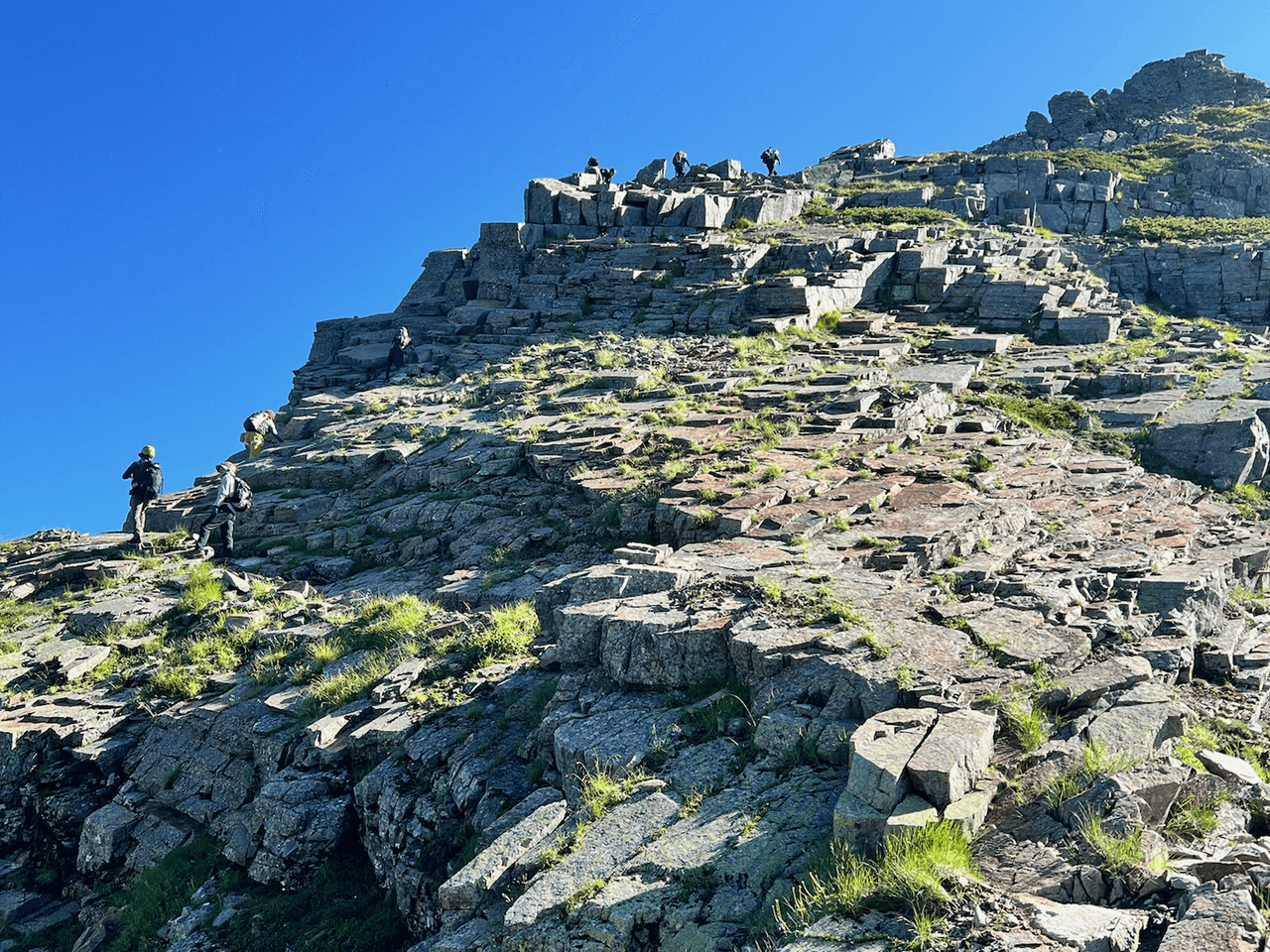 登山道場:ジャンダルム縦走ツアー登山技術指導風景2025年7月