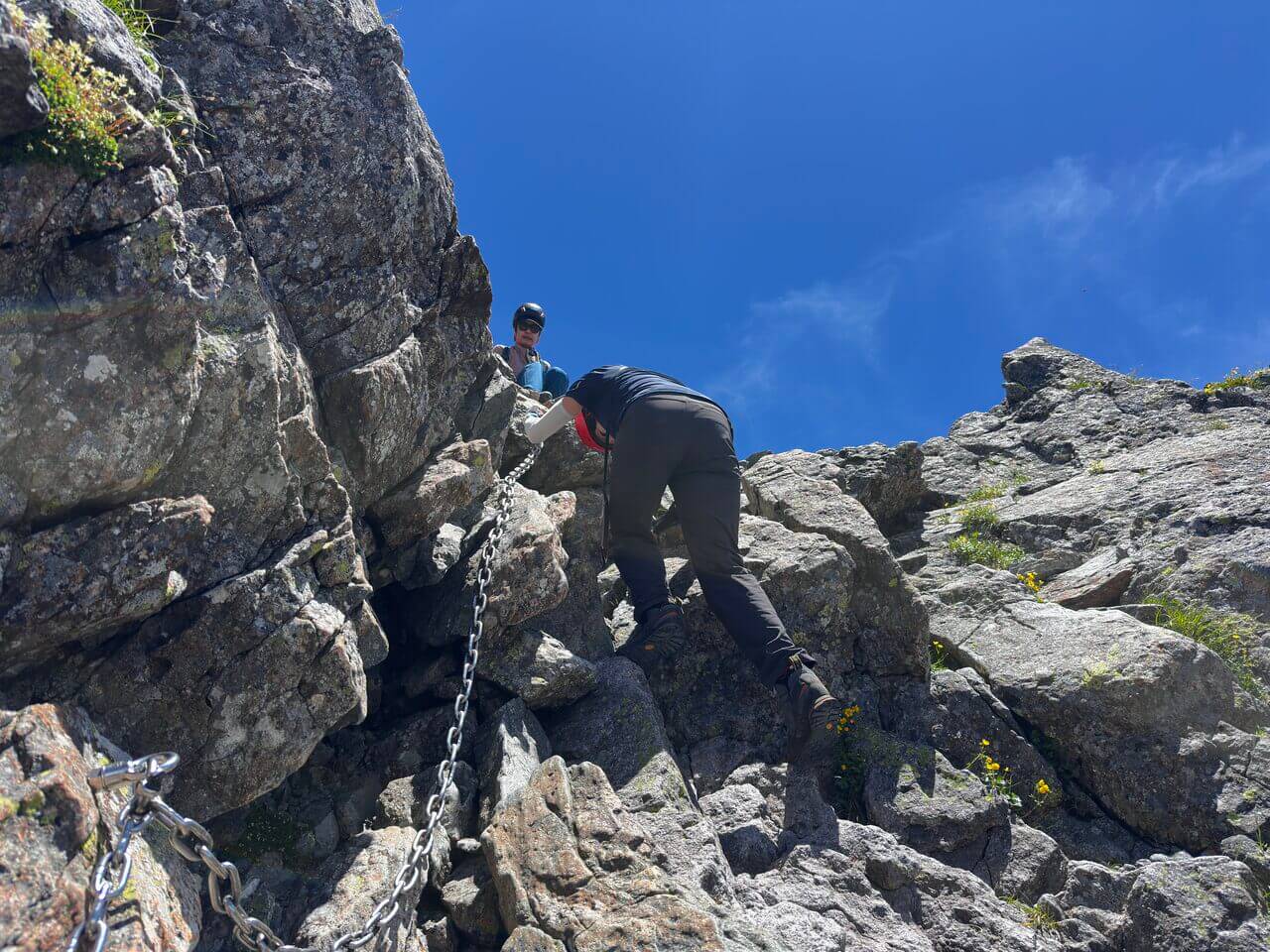 登山道場 槍ヶ岳ツアー 穂先からの下りが核心