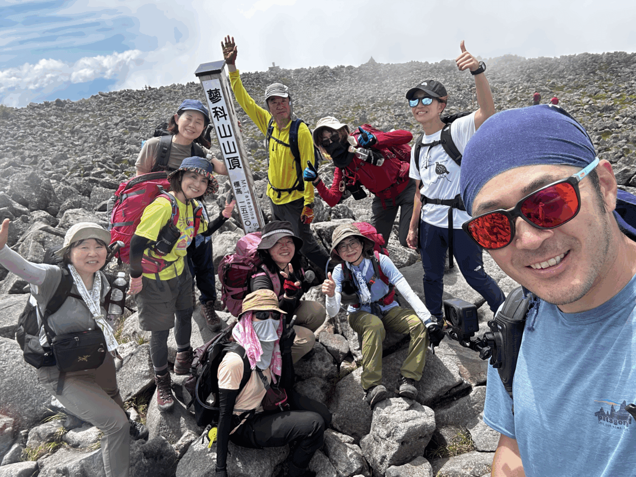 登山道場：蓼科山下山テクニック講習の実践指導風景/2025年8月2日